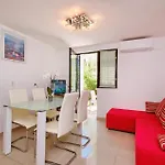 1 Bedroom Amazing In *